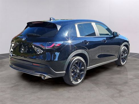 Certified 2024 Honda HR-V Sport image 2