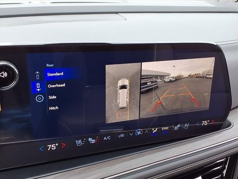 New 2026 Chevrolet Tahoe Premier w/ Sun And Tow Package AWD/4WD image 19