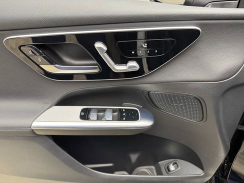 Used 2026 Mercedes-Benz GLC 300 4MATIC image 10