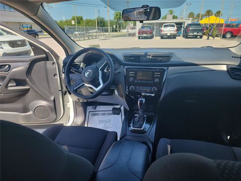 Used 2018 Nissan Rogue Sport S FWD image 21