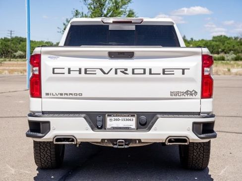 Used 2021 Chevrolet Silverado 1500 High Country w/ Safety Package II AWD/4WD image 28