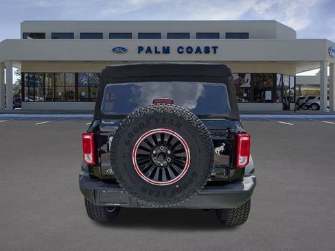 Certified 2025 Ford Bronco Big Bend w/ Black Diamond Package AWD/4WD image 4
