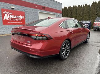 Used 2023 Honda Accord Touring video 3