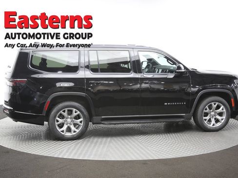 Used 2022 Jeep Wagoneer Series II AWD/4WD image 44