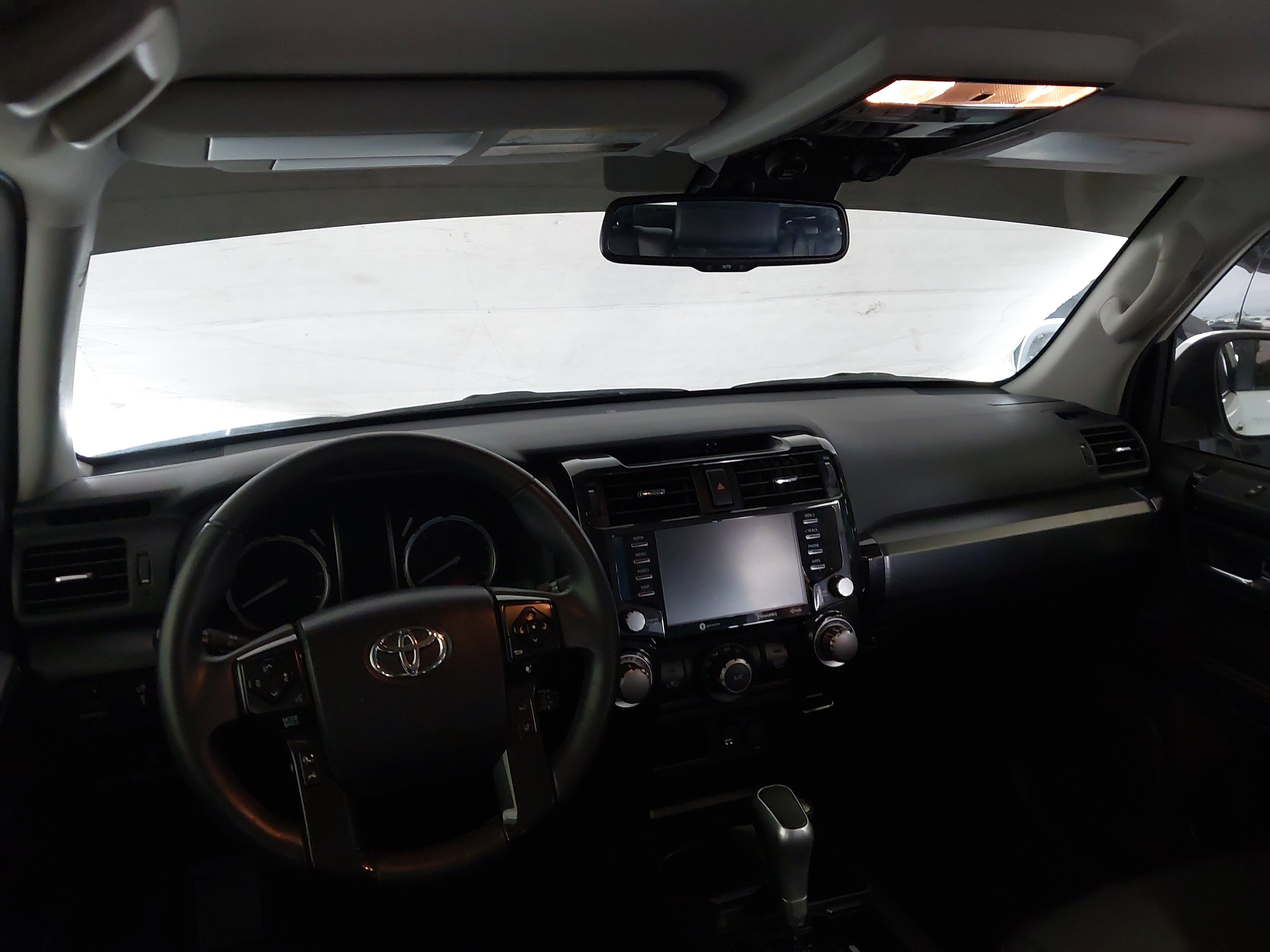 Used 2022 Toyota 4Runner TRD Off-Road Premium AWD/4WD image 26