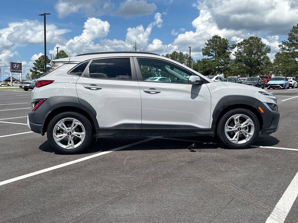 Used 2022 Hyundai Kona SEL w/ Convenience Package FWD image 27