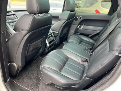 Used 2015 Land Rover Range Rover Sport SE image 20