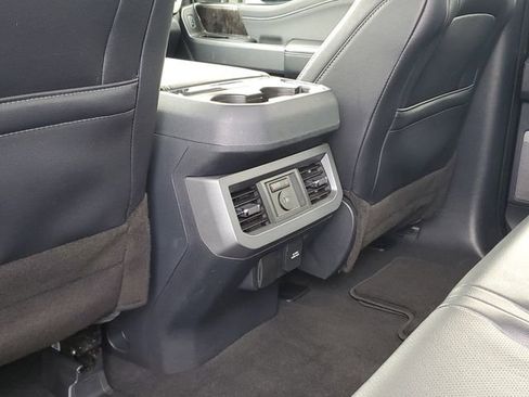 Used 2023 Ford F250 Lariat w/ Lariat Ultimate Package image 28