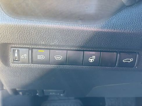 Used 2023 Toyota RAV4 XLE w/ Convenience Package image 18