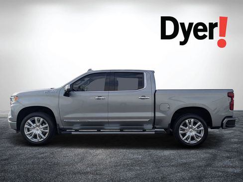 Certified 2025 Chevrolet Silverado 1500 High Country w/ High Country Premium Package AWD/4WD image 7