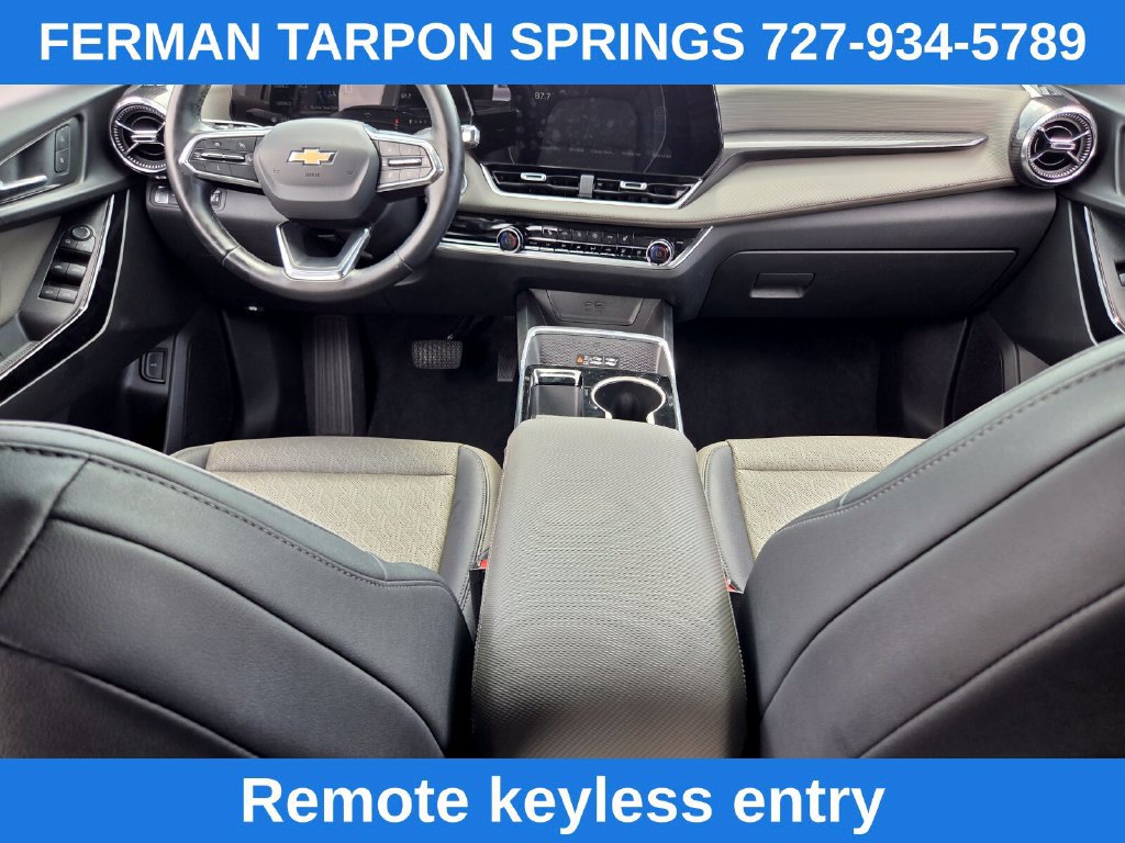 Used 2025 Chevrolet Equinox LT w/ Convenience Package II AWD/4WD image 16