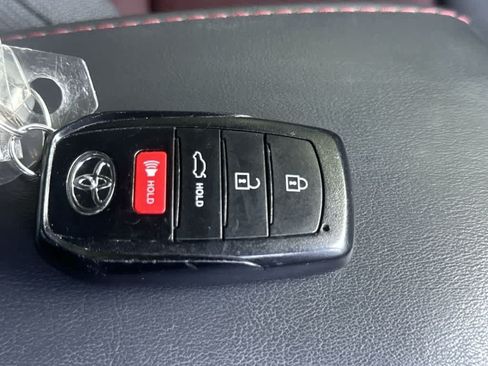 Used 2023 Toyota Corolla SE FWD image 28