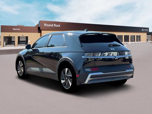 New 2026 Hyundai Ioniq 5 SEL image 5