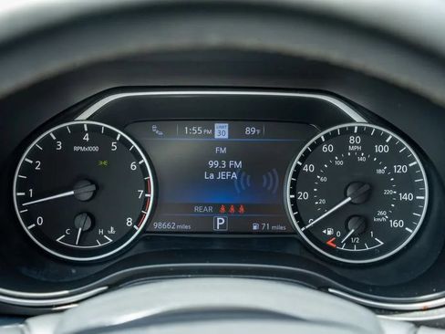 Used 2023 Nissan Maxima Platinum w/ Sport Mat Group FWD image 19