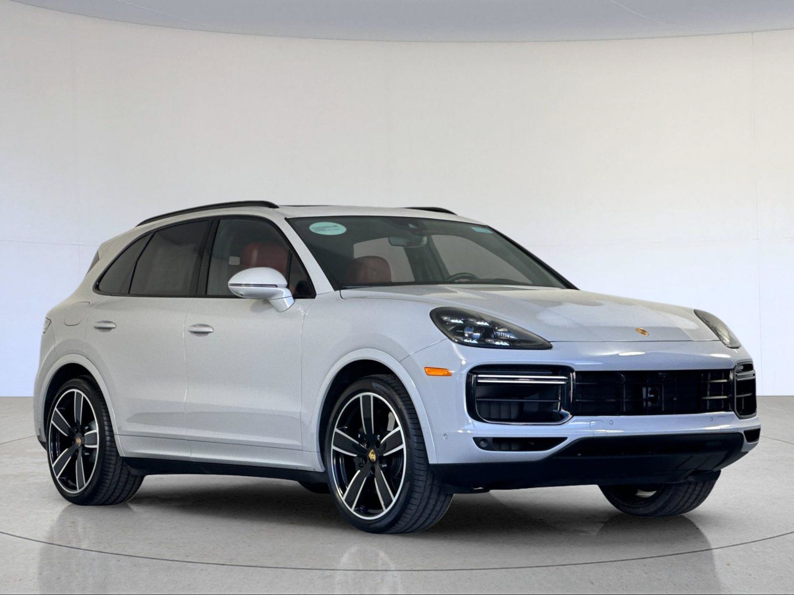 Certified 2022 Porsche Cayenne Turbo AWD/4WD image 10