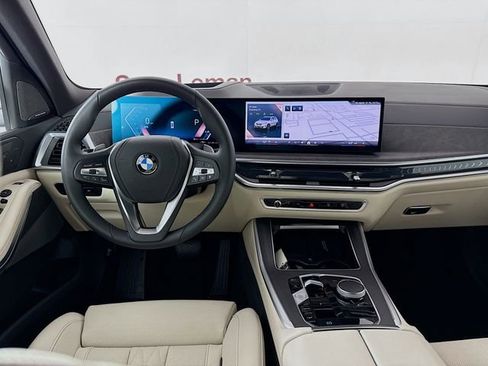 Used 2025 BMW X5 xDrive40i w/ Climate Comfort Package AWD/4WD image 24
