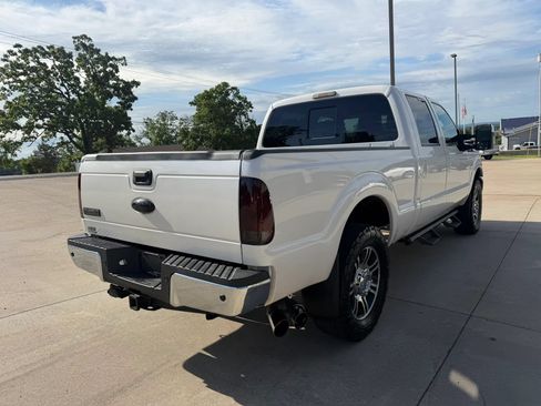 Used 2016 Ford F250 Lariat w/ Lariat Ultimate Package AWD/4WD image 9
