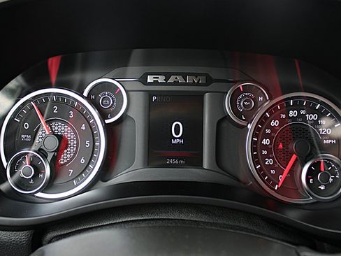 Used 2025 RAM 2500 Tradesman AWD/4WD image 38