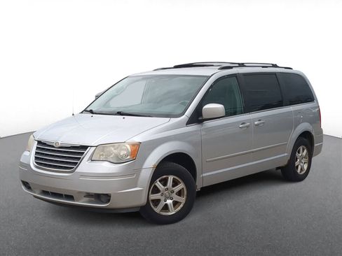 Used 2008 Chrysler Town & Country Touring FWD image 1