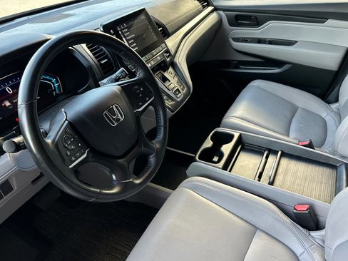 Used 2023 Honda Odyssey EX-L image 11