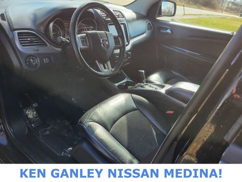 Used 2017 Dodge Journey Crossroad w/ Popular Equipment Group image 25