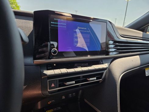 New 2026 Toyota Camry SE FWD image 19