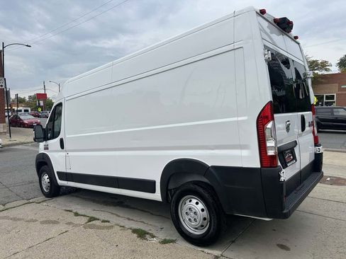 Used 2021 RAM ProMaster 2500 image 4