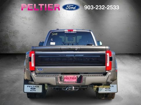New 2026 Ford F450 Platinum w/ FX4 Off-Road Package AWD/4WD image 4