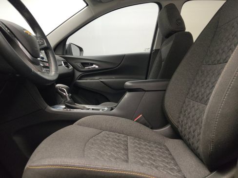 Used 2023 Chevrolet Equinox LT image 17