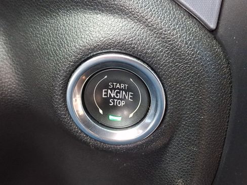 Used 2020 GMC Sierra 1500 Elevation w/ Elevation Value Package image 23