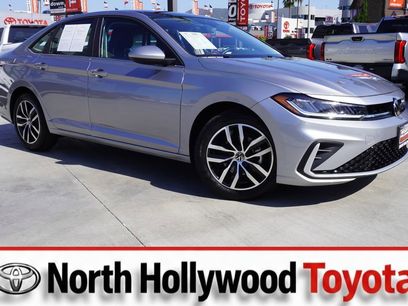 Used 2025 Volkswagen Jetta SE