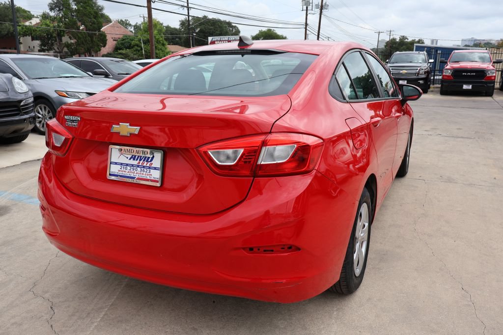 Used 2017 Chevrolet Cruze LS FWD image 7