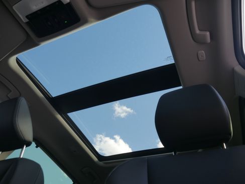 New 2026 Nissan Rogue Platinum w/ Platinum Premium Package image 5