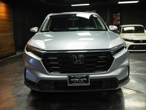 Used 2025 Honda CR-V EX-L image 3