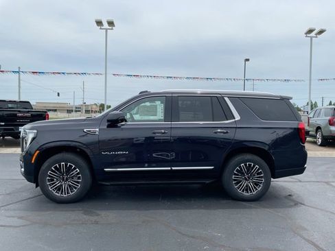 New 2026 GMC Yukon Elevation w/ LPO, Floor Liner Package AWD/4WD image 2