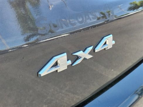 Used 2024 Jeep Compass Latitude image 5