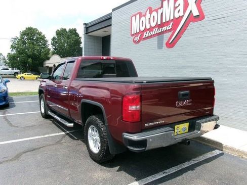 Used 2015 GMC Sierra 1500 SLT w/ Driver Alert Package AWD/4WD image 7