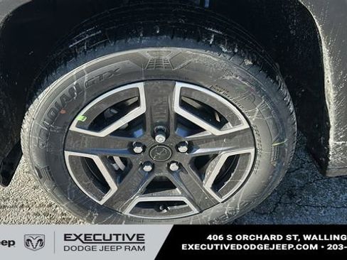 New 2026 Jeep Cherokee Limited image 7