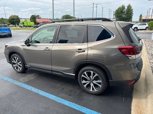 Used 2019 Subaru Forester Limited AWD/4WD image 3