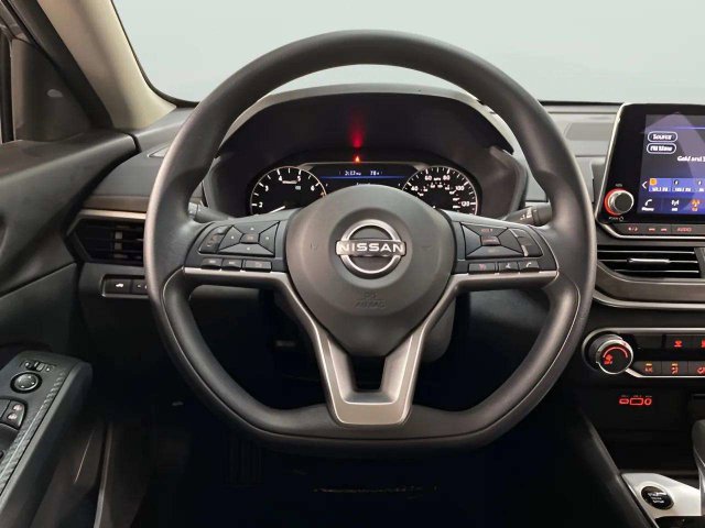 Used 2026 Nissan Altima 2.5 SV AWD/4WD image 11