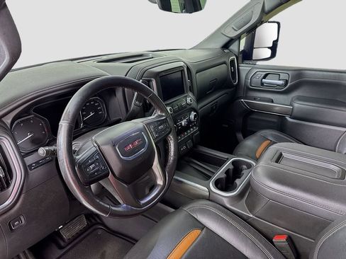 Used 2021 GMC Sierra 2500 AT4 w/ AT4 Premium Plus Package image 9
