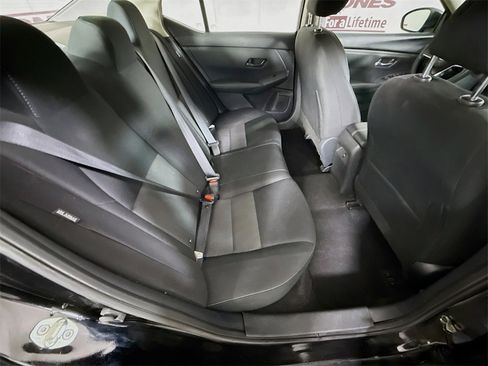 Certified 2024 Nissan Sentra SV image 28