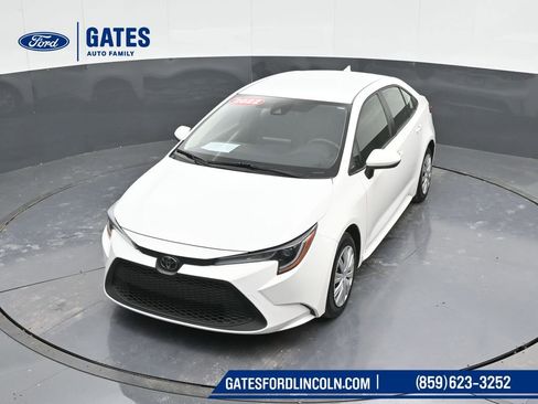 Used 2022 Toyota Corolla LE image 33