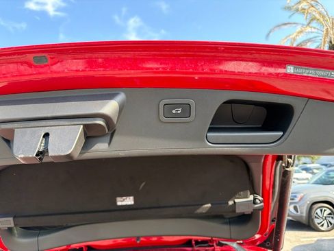 Used 2020 Jaguar E-PACE SE AWD/4WD image 18