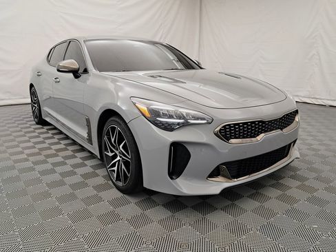 Used 2022 Kia Stinger GT-Line image 2