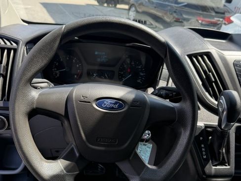 Used 2018 Ford Transit 250 130 Low Roof RWD image 15