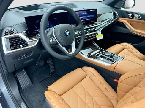 New 2026 BMW X5 xDrive40i w/ Premium Package AWD/4WD image 9