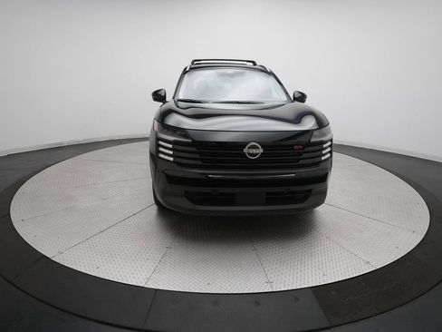 Used 2026 Nissan Kicks SR w/ Cold Weather Package image 11