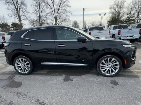 New 2026 Buick Envision Avenir image 9