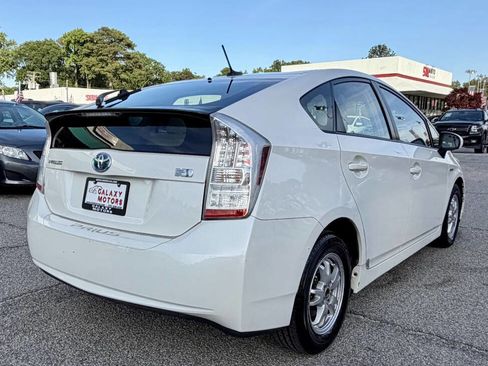 Used 2010 Toyota Prius FWD image 4